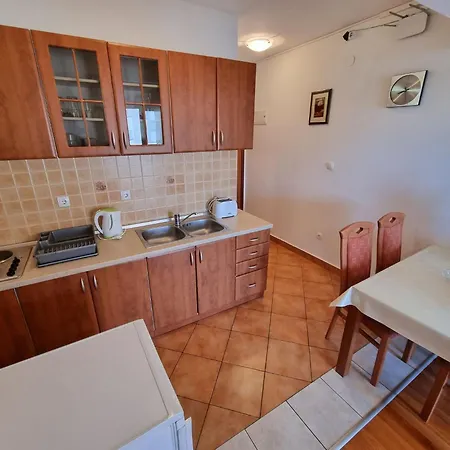 Studio-wohnung In By Interhome Διαμέρισμα *